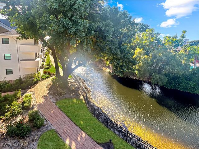 600 Neapolitan WAY 342, Naples, FL 34103