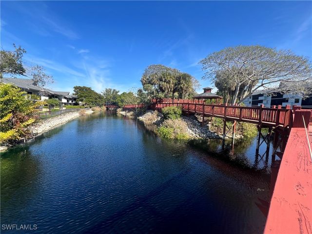 600 Neapolitan WAY 342, Naples, FL 34103