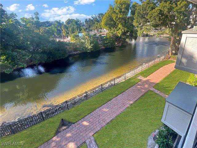 600 Neapolitan WAY 342, Naples, FL 34103