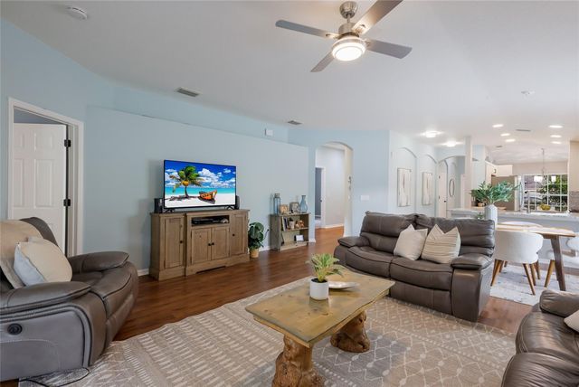 6110 BLUE RUNNER COURT, Bradenton, FL 34202