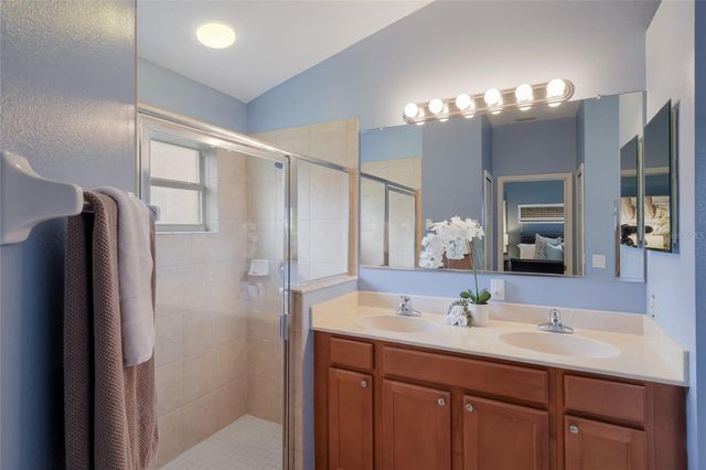 6110 BLUE RUNNER COURT, Bradenton, FL 34202