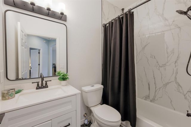 6110 BLUE RUNNER COURT, Bradenton, FL 34202