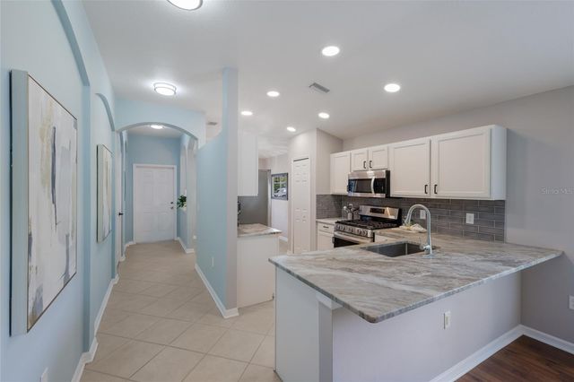 6110 BLUE RUNNER COURT, Bradenton, FL 34202