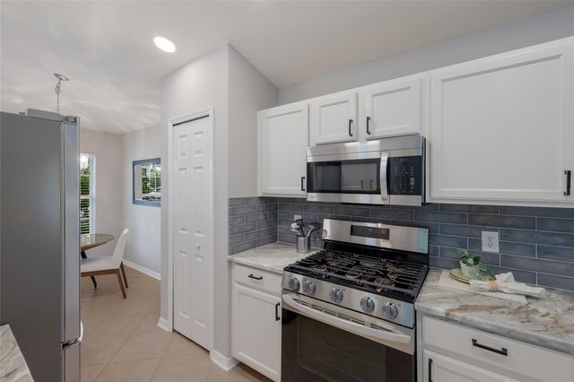 6110 BLUE RUNNER COURT, Bradenton, FL 34202