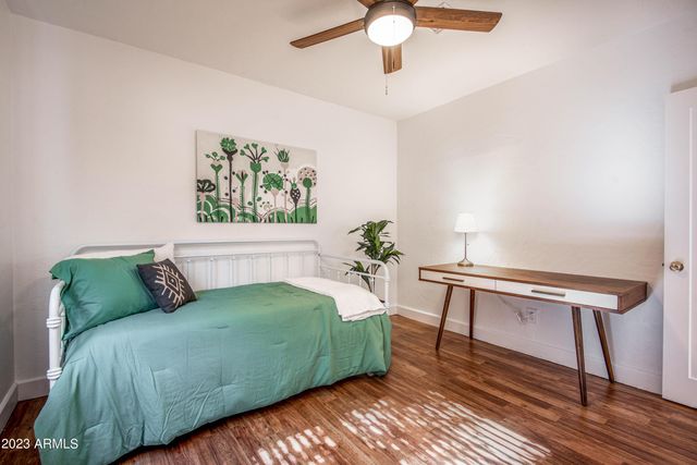 1301 W Glenrosa Avenue, Phoenix, AZ 85013