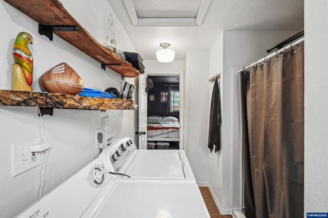 4586 Reimann St NE, Salem, OR 97305