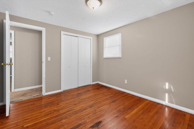 3851 Fairmoor Road, Columbus, OH 43228