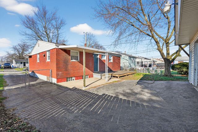 3851 Fairmoor Road, Columbus, OH 43228