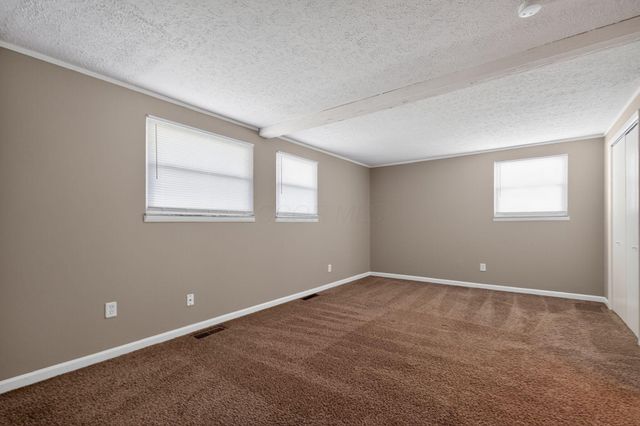 3851 Fairmoor Road, Columbus, OH 43228