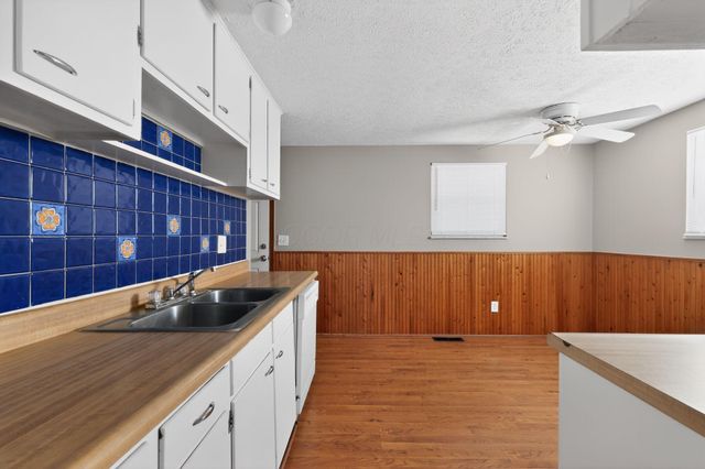 3851 Fairmoor Road, Columbus, OH 43228