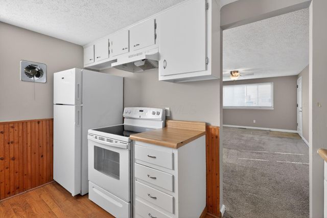 3851 Fairmoor Road, Columbus, OH 43228