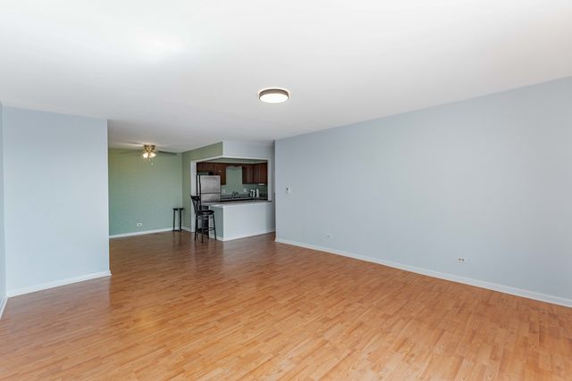 7449 Washington Street 602, Forest Park, IL 60130