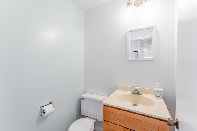 7449 Washington Street 602, Forest Park, IL 60130