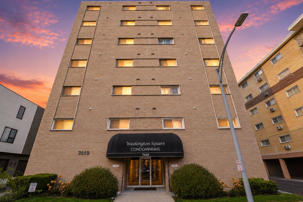 7449 Washington Street 602, Forest Park, IL 60130