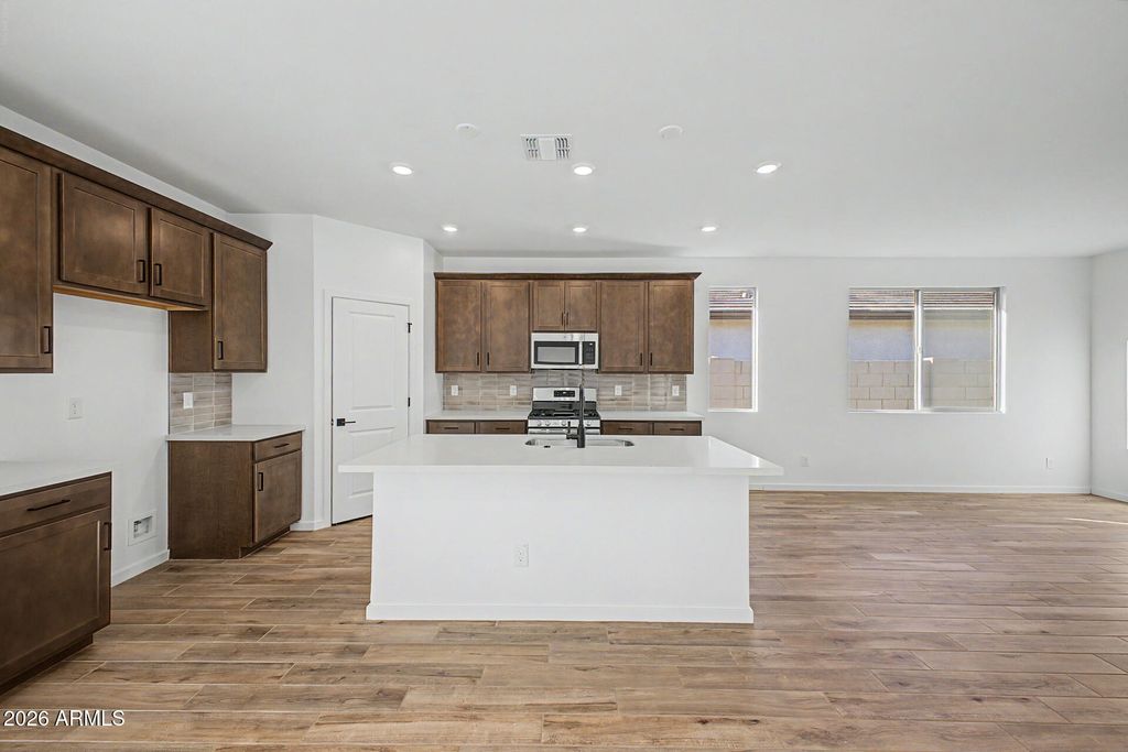 20627 N 225TH Drive, Surprise, AZ 85387 — photo 2
