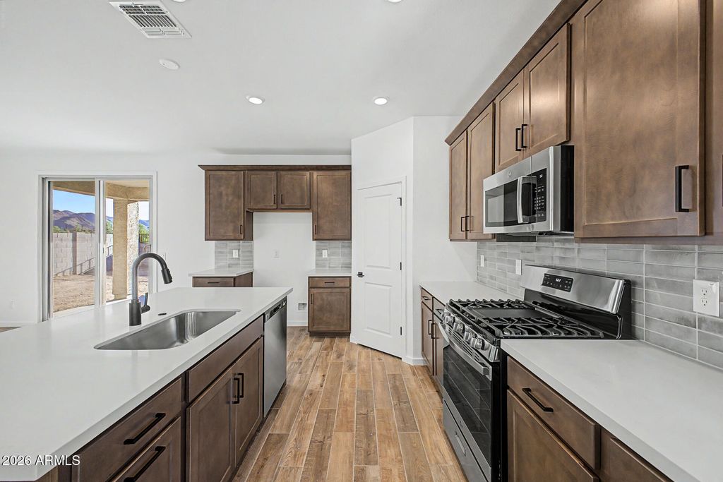 20627 N 225TH Drive, Surprise, AZ 85387 — photo 4