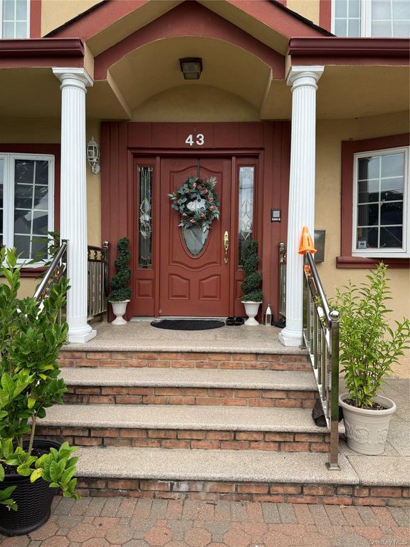 43 Baxter Avenue, New Hyde Park, NY 11040 — photo 3