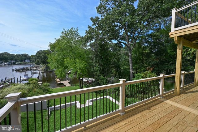 282 RIVERSIDE DR, Pasadena, MD 21122