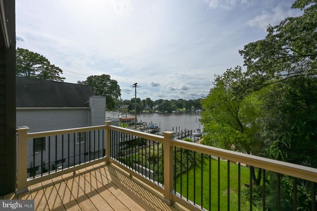 282 RIVERSIDE DR, Pasadena, MD 21122