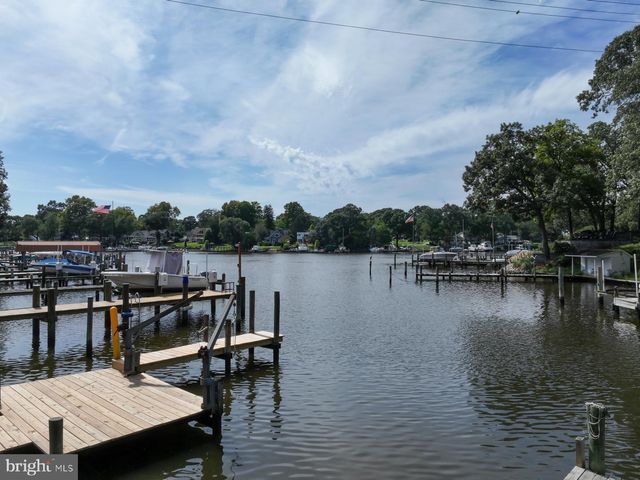 282 RIVERSIDE DR, Pasadena, MD 21122