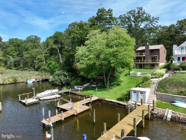 282 RIVERSIDE DR, Pasadena, MD 21122