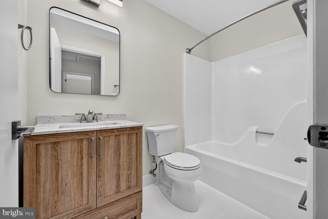 282 RIVERSIDE DR, Pasadena, MD 21122