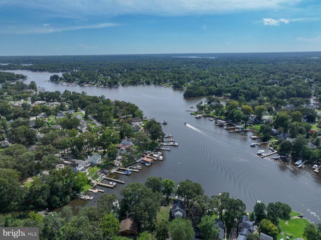 282 RIVERSIDE DR, Pasadena, MD 21122