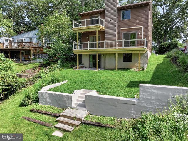 282 RIVERSIDE DR, Pasadena, MD 21122