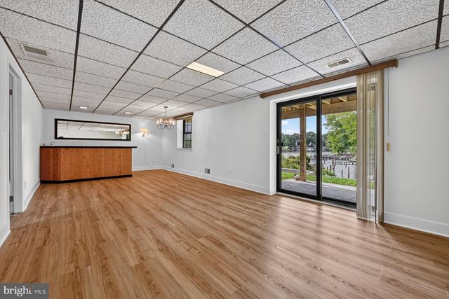 282 RIVERSIDE DR, Pasadena, MD 21122