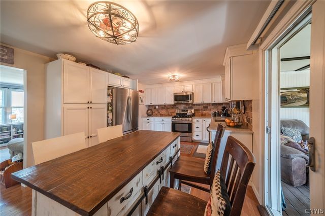 129 Bent Tree Lane, Van Buren, NY 13027