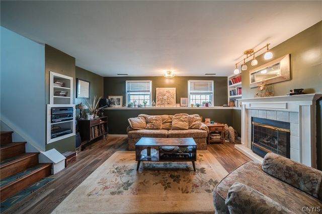 129 Bent Tree Lane, Van Buren, NY 13027