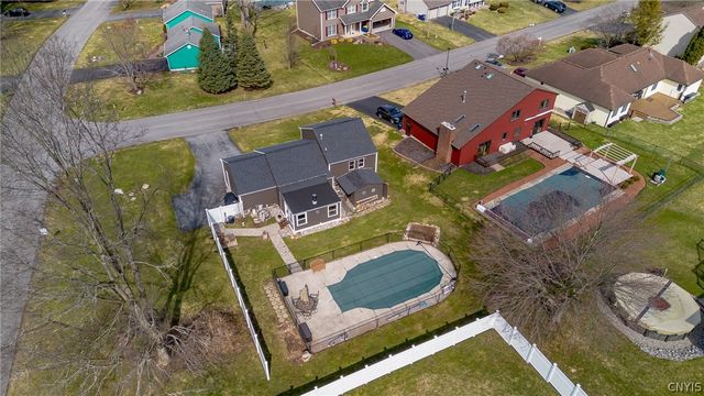 129 Bent Tree Lane, Van Buren, NY 13027