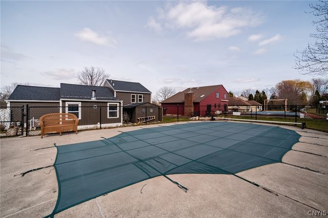 129 Bent Tree Lane, Van Buren, NY 13027