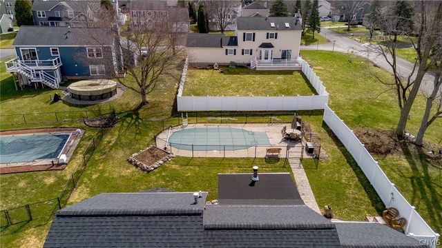 129 Bent Tree Lane, Van Buren, NY 13027