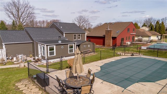 129 Bent Tree Lane, Van Buren, NY 13027