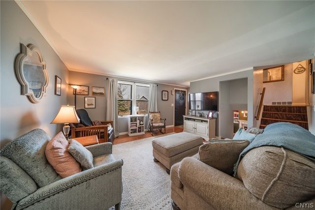 129 Bent Tree Lane, Van Buren, NY 13027