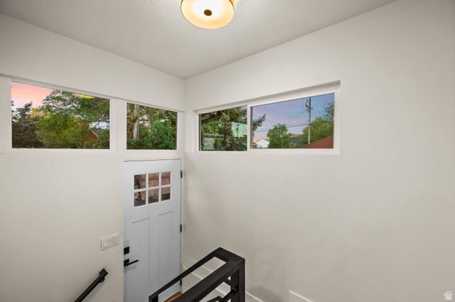 189 W CENTER ST, Midvale, UT 84047