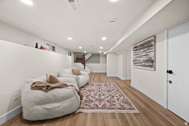 189 W CENTER ST, Midvale, UT 84047
