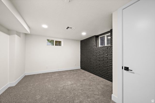 189 W CENTER ST, Midvale, UT 84047