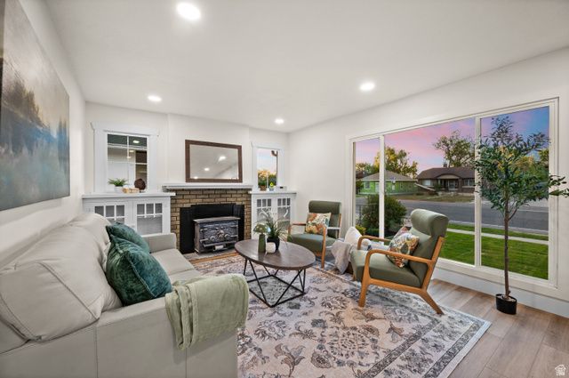 189 W CENTER ST, Midvale, UT 84047