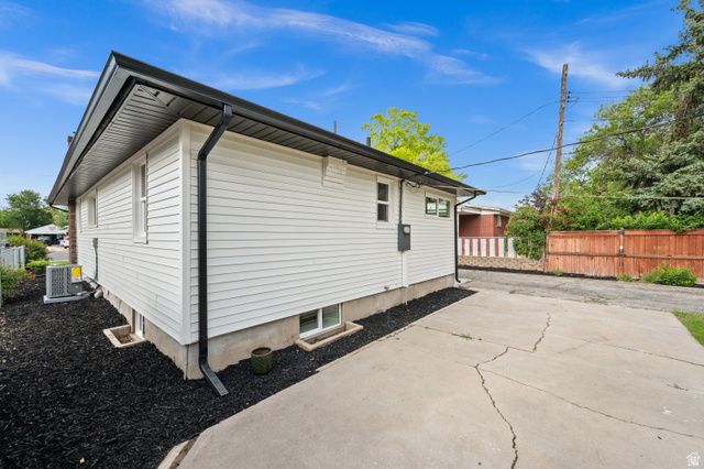 189 W CENTER ST, Midvale, UT 84047