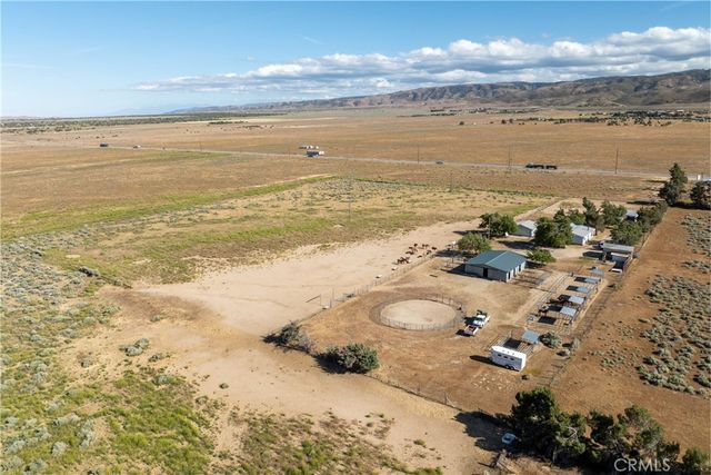 22927 W Avenue D, Lancaster, CA 93536
