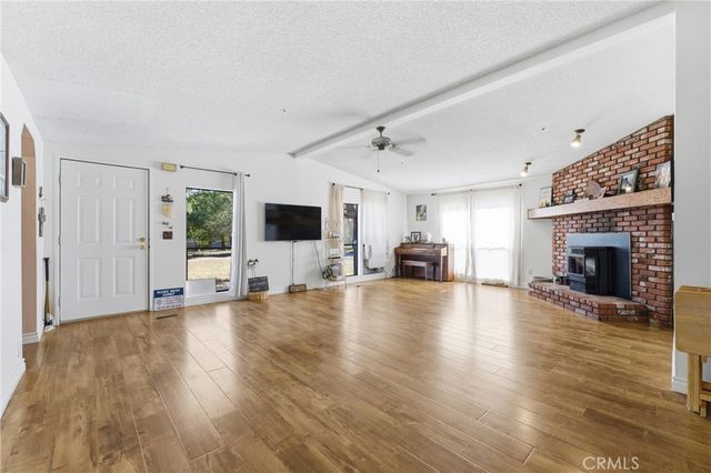 22927 W Avenue D, Lancaster, CA 93536