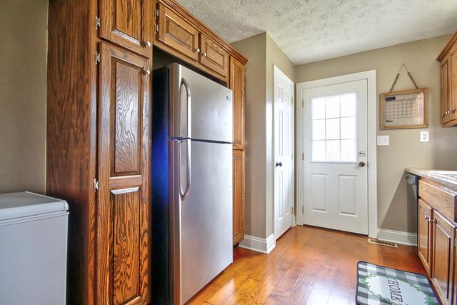 288 John R Jones Road, London, KY 40741