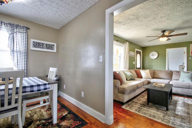 288 John R Jones Road, London, KY 40741