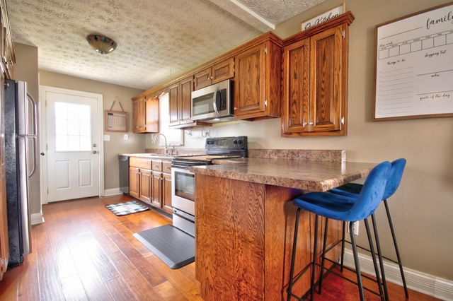 288 John R Jones Road, London, KY 40741