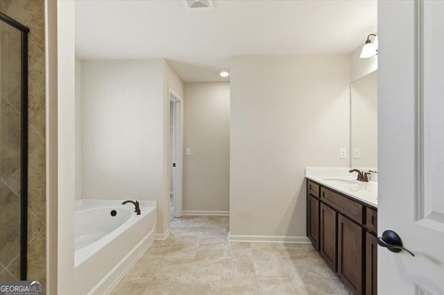 171 Al Jennah Boulevard, Locust Grove, GA 30248