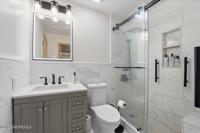 10 H Bennington Lane, Manchester, NJ 08759