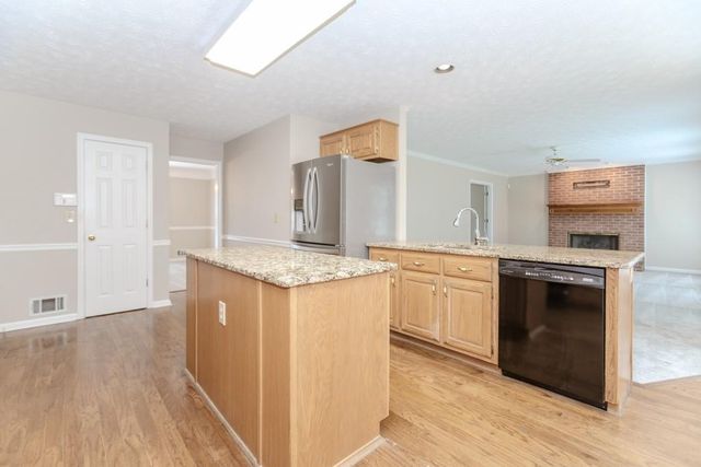 960 Chaucer Gate Court, Lawrenceville, GA 30043