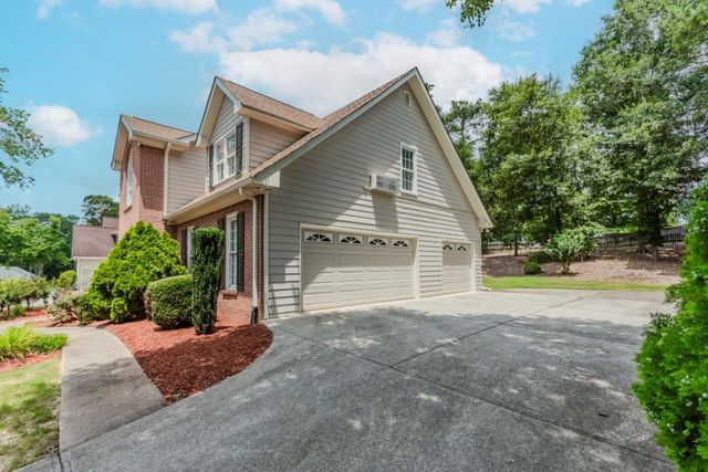 960 Chaucer Gate Court, Lawrenceville, GA 30043